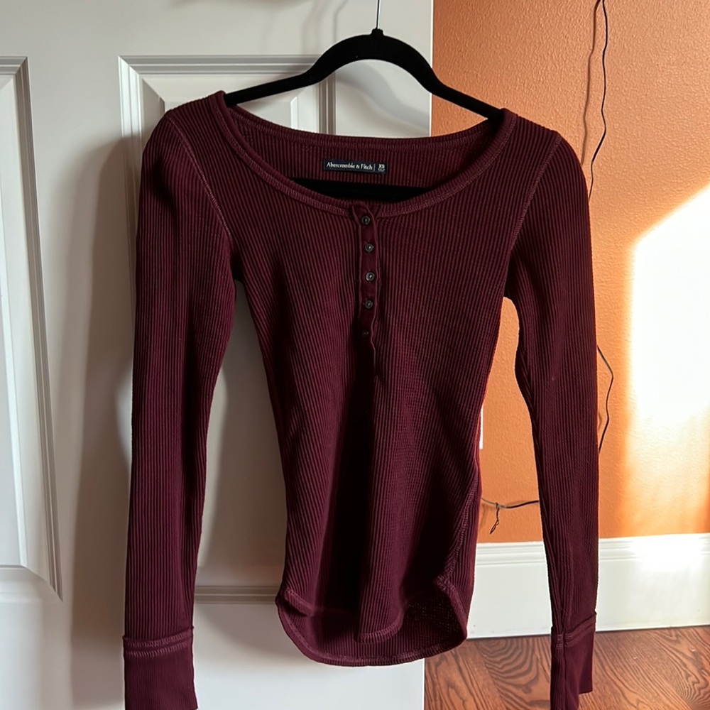 A&F waffle knit shirt